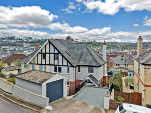 Photo 9- click for photo gallery